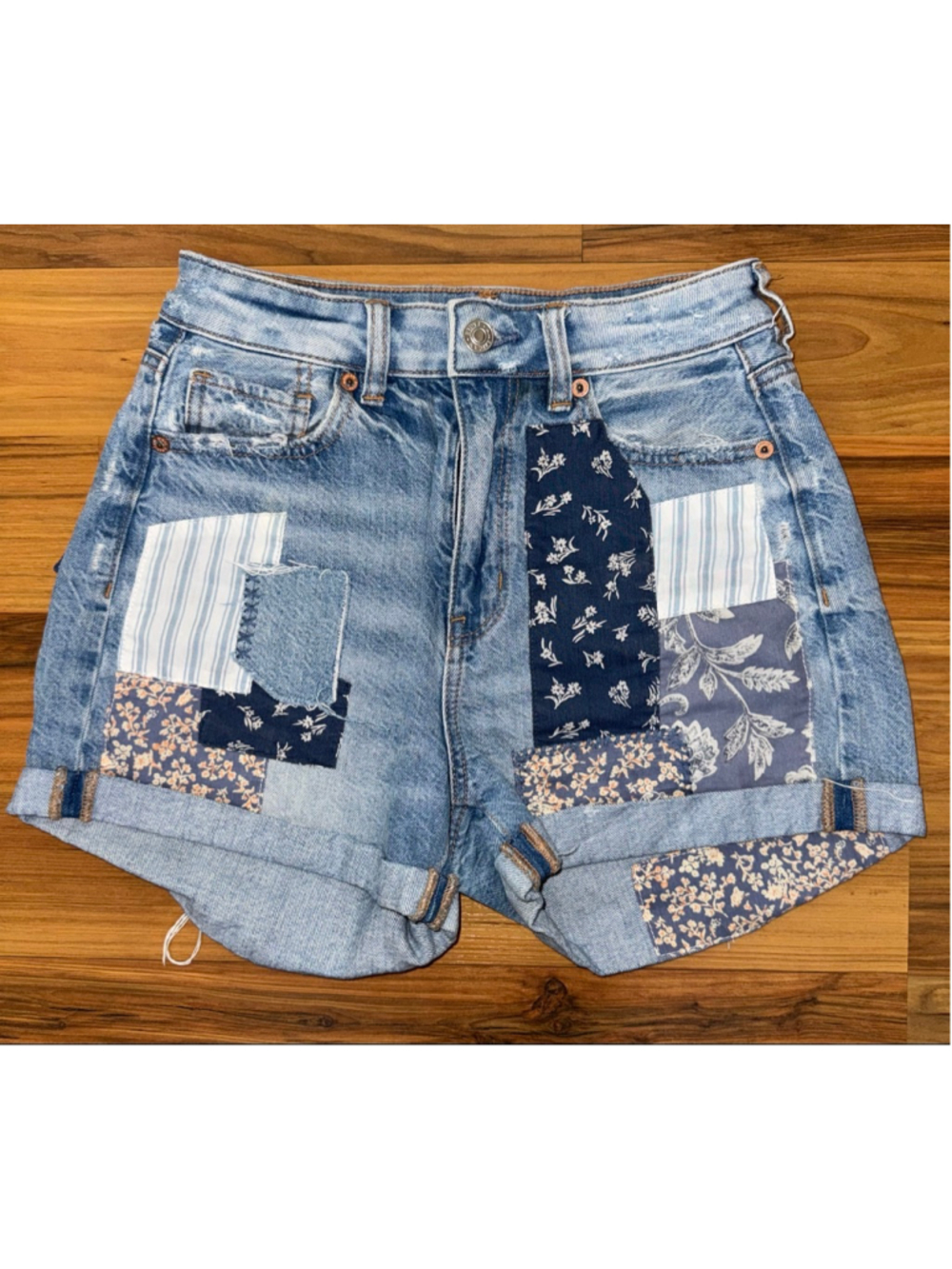 American Eagle Patchwork Denim Shorts Boho Cottagecore Festival Size 0
